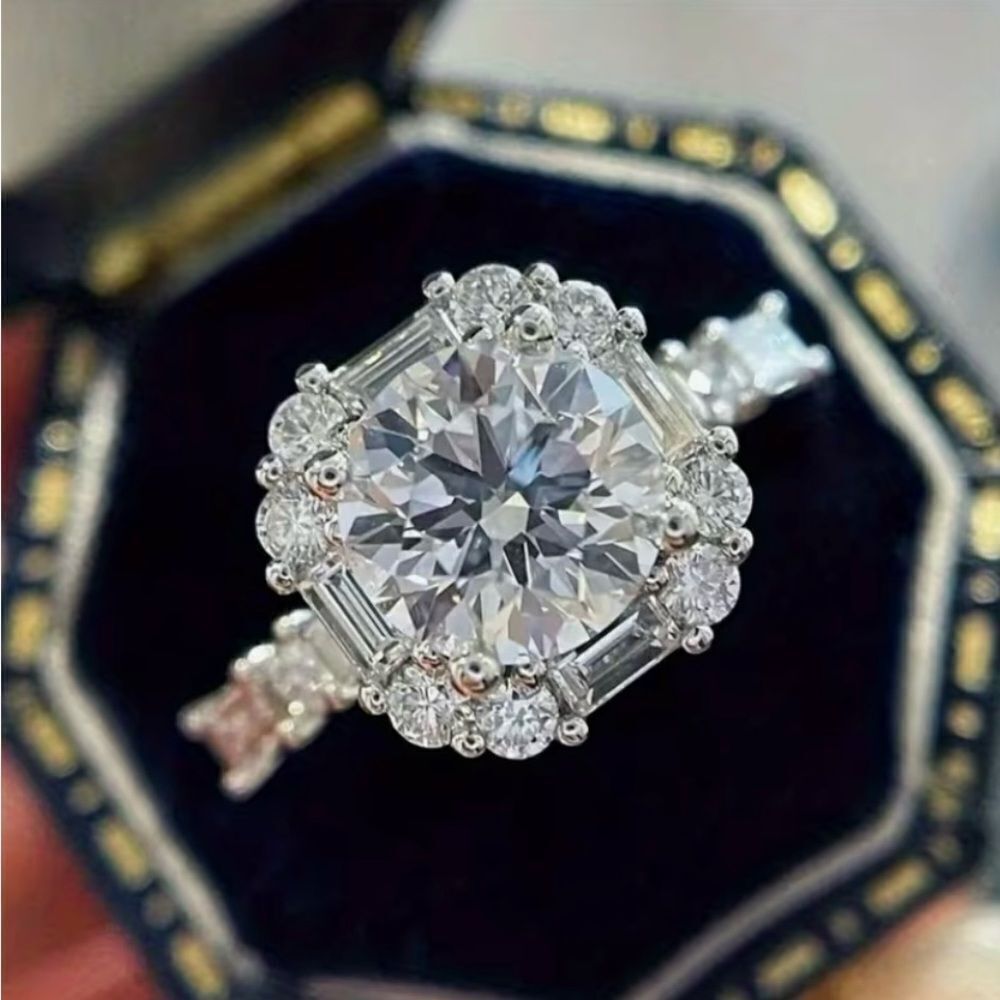 🔷 Elegant Silver Diamond Ring 🔷
